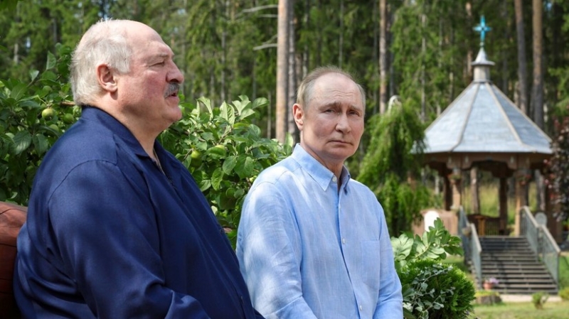 lukashenko-nameren-podarit-putinu-na-den-rozhdenija-kartinu-s-vidami-valaama-e90ecad.jpg