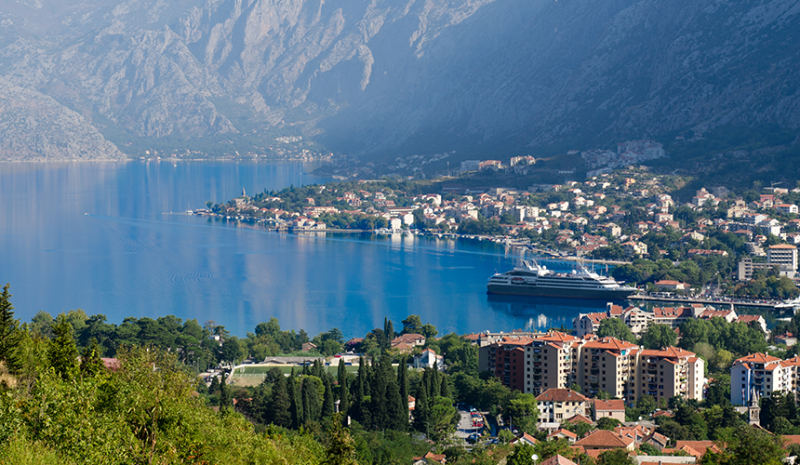 rossijskih-turistov-v-chernogorii-shtrafujut-za-neoplatu-tursbora-bb3a8b4.png